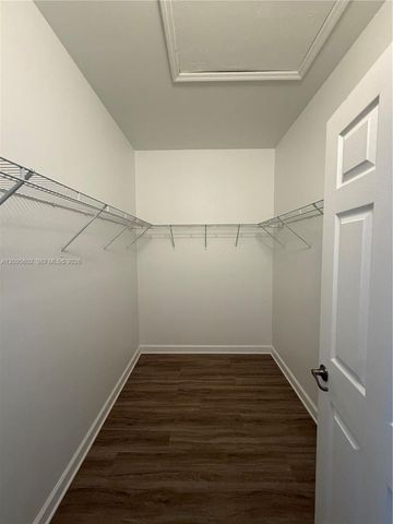10461 NW 61st Street, Doral, FL 33178