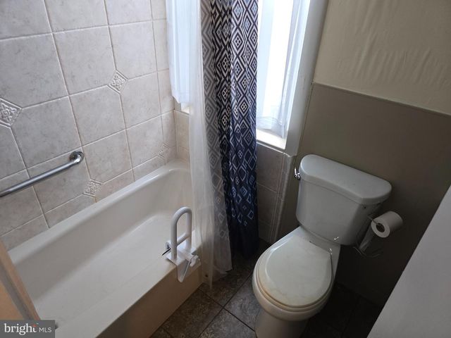 2352 E FIRTH ST, Philadelphia, PA 19125