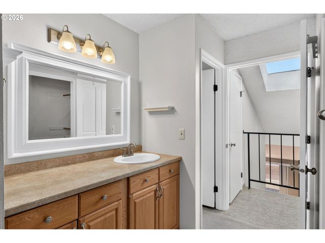 4517 Ne PLAINS Way 47, Vancouver, WA 98662
