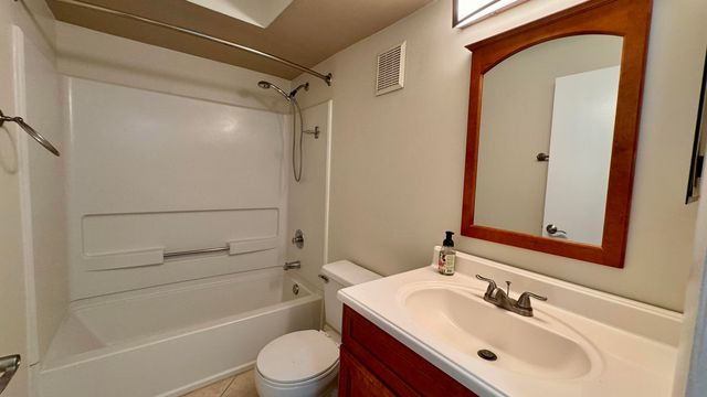 815 W Boynton Beach Boulevard 10-105, Boynton Beach, FL 33426