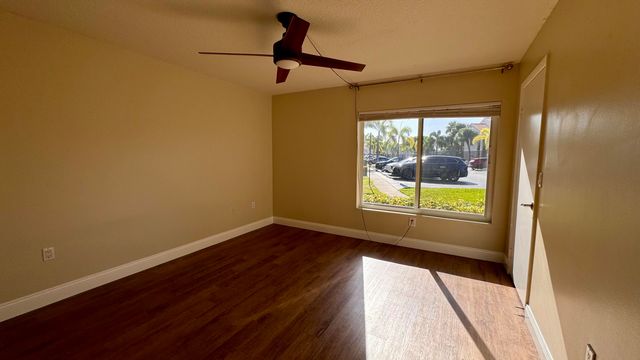 815 W Boynton Beach Boulevard 10-105, Boynton Beach, FL 33426