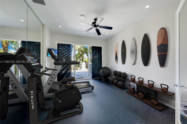 520 N Parkway, Golden Beach, FL 33160