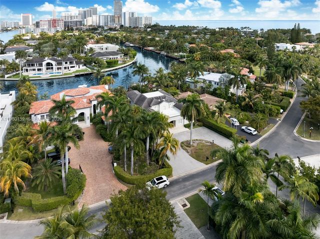 520 N Parkway, Golden Beach, FL 33160