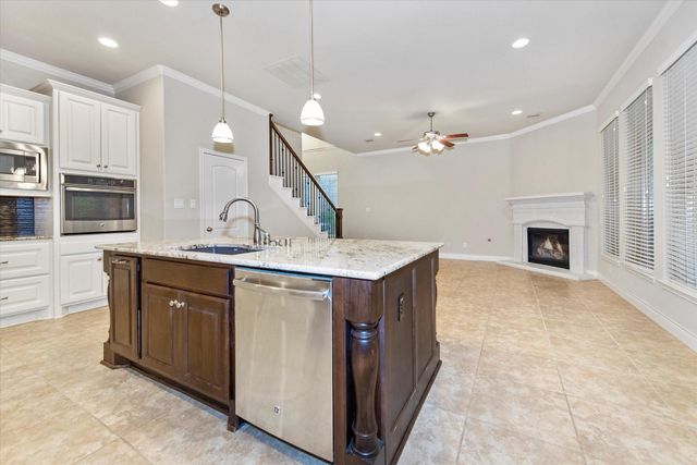 51 Daffodil Meadow Place, Tomball, TX 77375