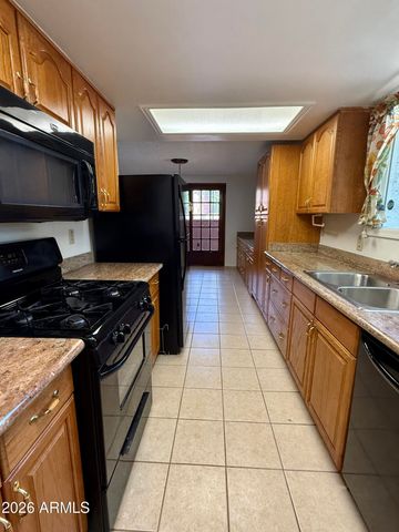 2425 S NEWBERRY Road, Tempe, AZ 85282