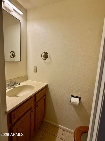 2425 S NEWBERRY Road, Tempe, AZ 85282