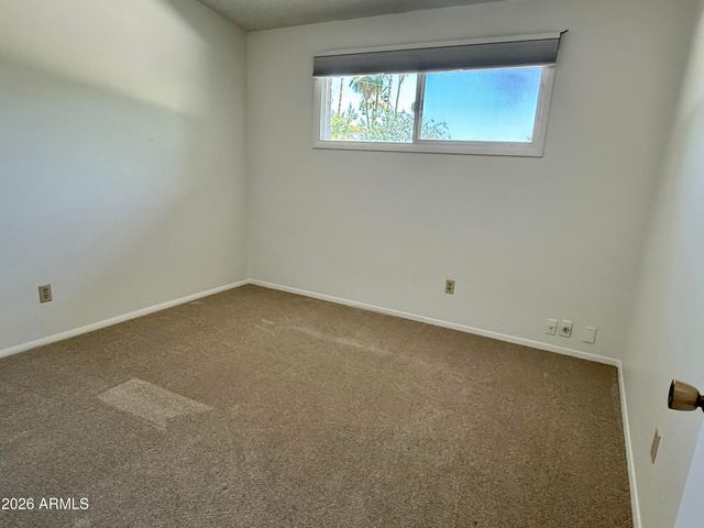 2425 S NEWBERRY Road, Tempe, AZ 85282