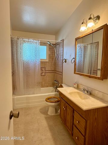 2425 S NEWBERRY Road, Tempe, AZ 85282