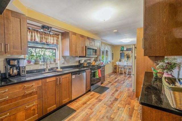 3804 Cynthia Dr, Baldwin Boro, PA 15227