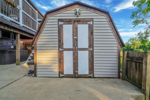 3804 Cynthia Dr, Baldwin Boro, PA 15227