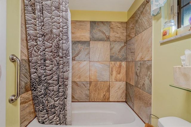 3804 Cynthia Dr, Baldwin Boro, PA 15227