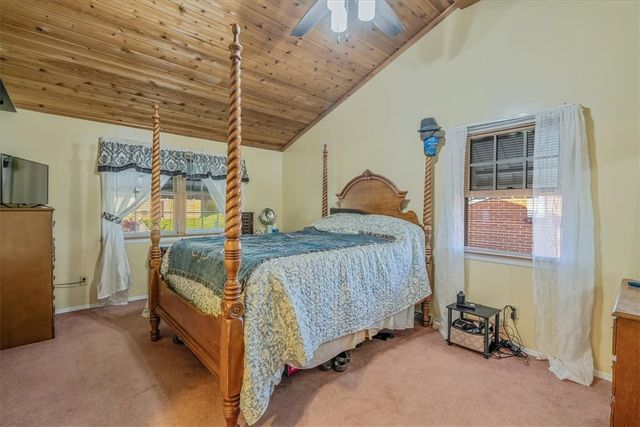 3804 Cynthia Dr, Baldwin Boro, PA 15227