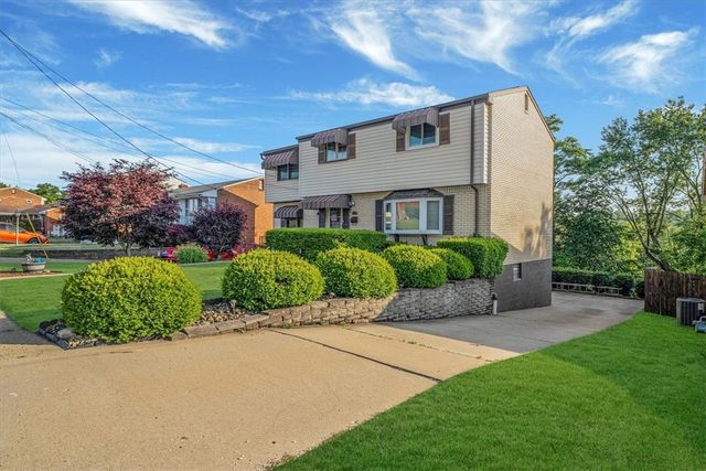 3804 Cynthia Dr, Baldwin Boro, PA 15227