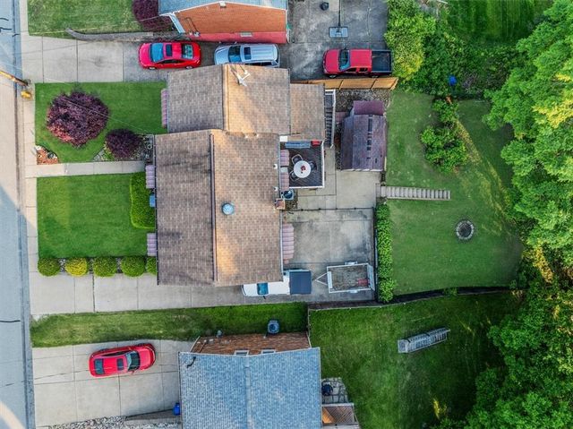 3804 Cynthia Dr, Baldwin Boro, PA 15227