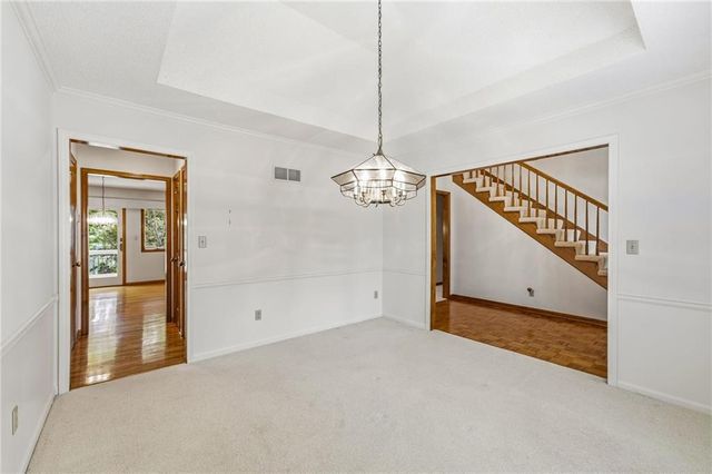 1633 NE Thames Drive, Lee's Summit, MO 64086