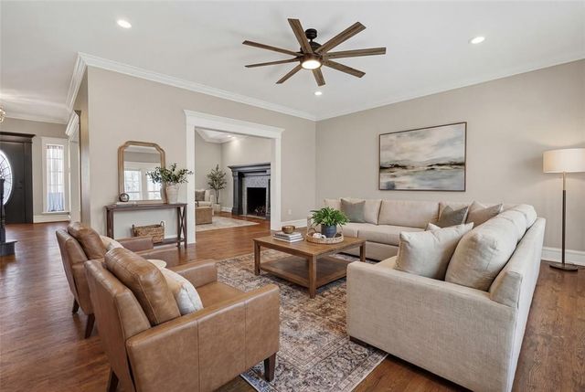 203 N Olde Bridge Road, Moore, OK 73160