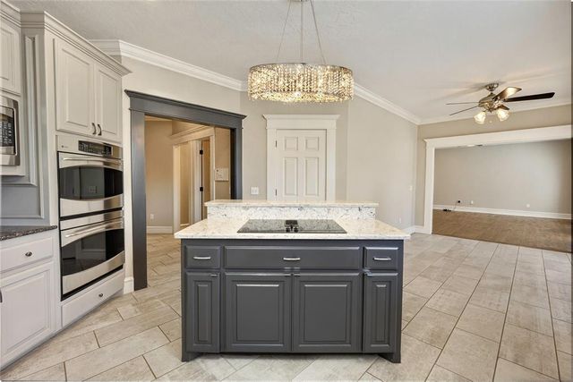 203 N Olde Bridge Road, Moore, OK 73160