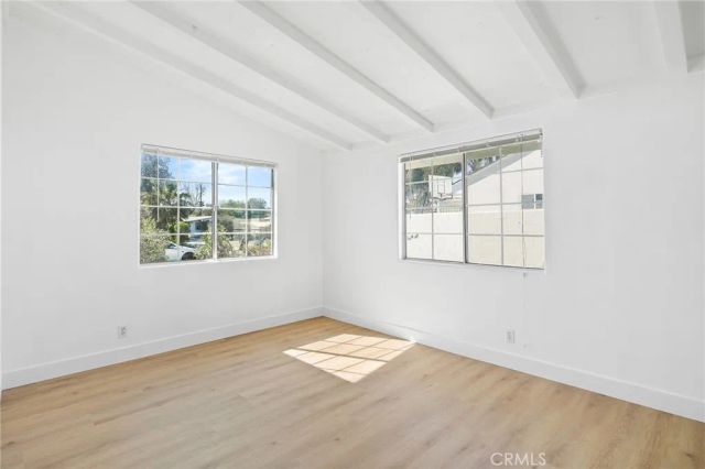 20321 Hamlin Street, Winnetka, CA 91306