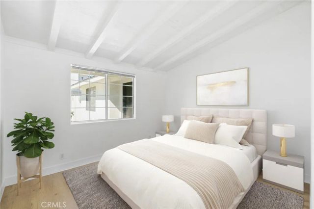 20321 Hamlin Street, Winnetka, CA 91306