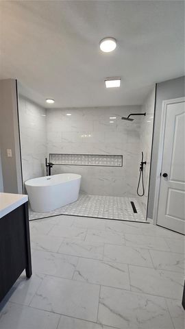 7704 CANTERBURY CIRCLE, Lakeland, FL 33810