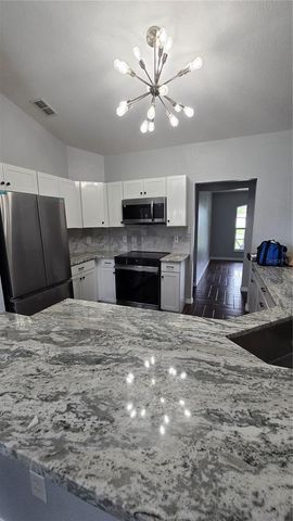 7704 CANTERBURY CIRCLE, Lakeland, FL 33810