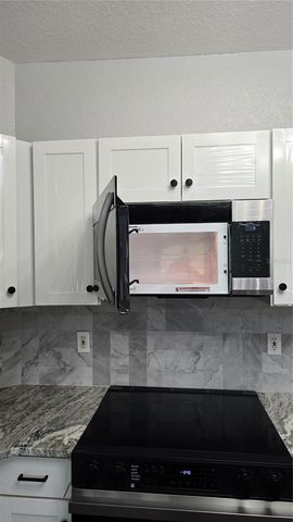 7704 CANTERBURY CIRCLE, Lakeland, FL 33810