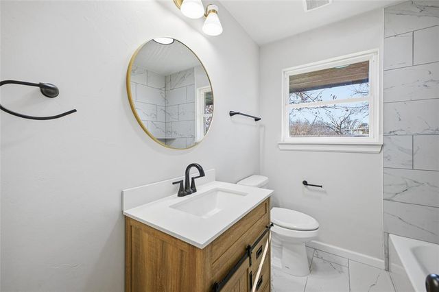 800 Lotus Avenue, Oklahoma City, OK 73130