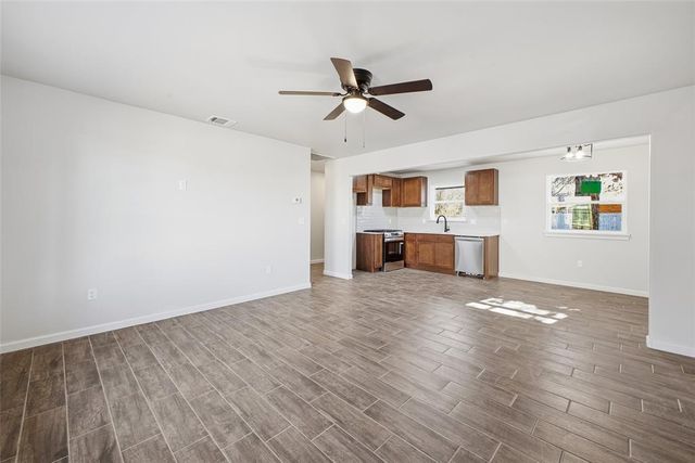 800 Lotus Avenue, Oklahoma City, OK 73130