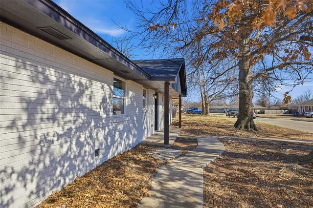 800 Lotus Avenue, Oklahoma City, OK 73130