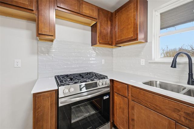 800 Lotus Avenue, Oklahoma City, OK 73130