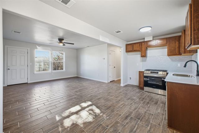 800 Lotus Avenue, Oklahoma City, OK 73130