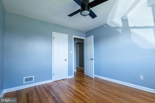 303 SILVERBROOK DR, Wilmington, DE 19804