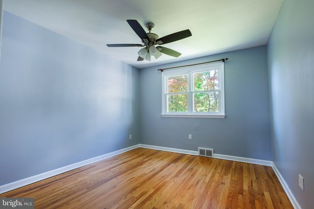 303 SILVERBROOK DR, Wilmington, DE 19804