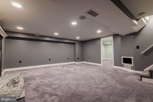 303 SILVERBROOK DR, Wilmington, DE 19804