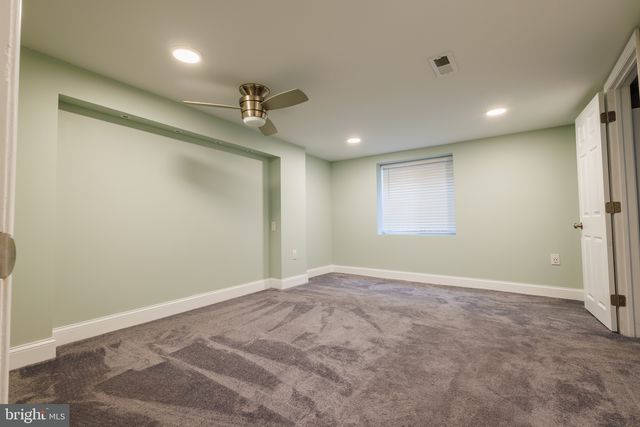 303 SILVERBROOK DR, Wilmington, DE 19804