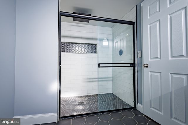 303 SILVERBROOK DR, Wilmington, DE 19804