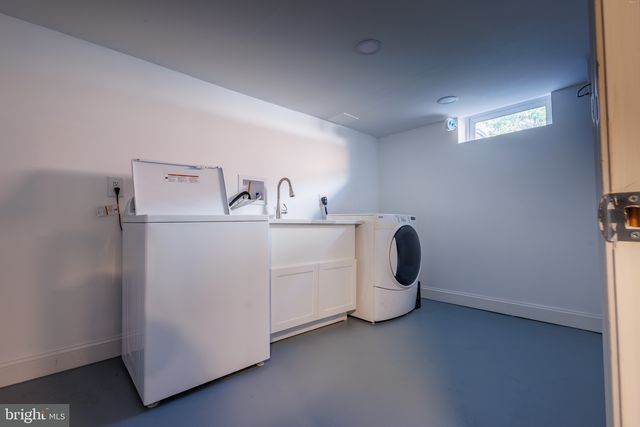 303 SILVERBROOK DR, Wilmington, DE 19804