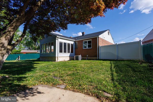 303 SILVERBROOK DR, Wilmington, DE 19804