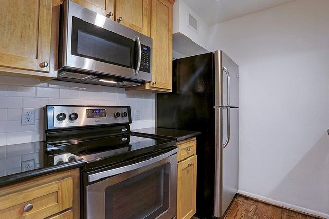 415 Hawthorne Street 5, Houston, TX 77006