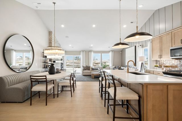 3737 Holbrook Drive, Waconia, MN 55387