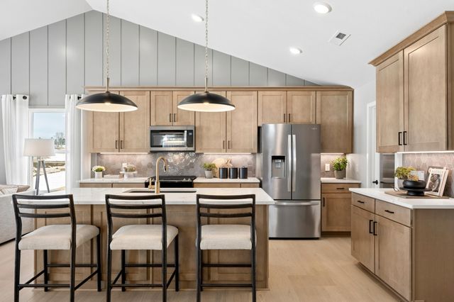 3737 Holbrook Drive, Waconia, MN 55387