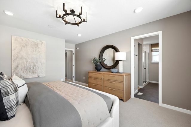 3737 Holbrook Drive, Waconia, MN 55387