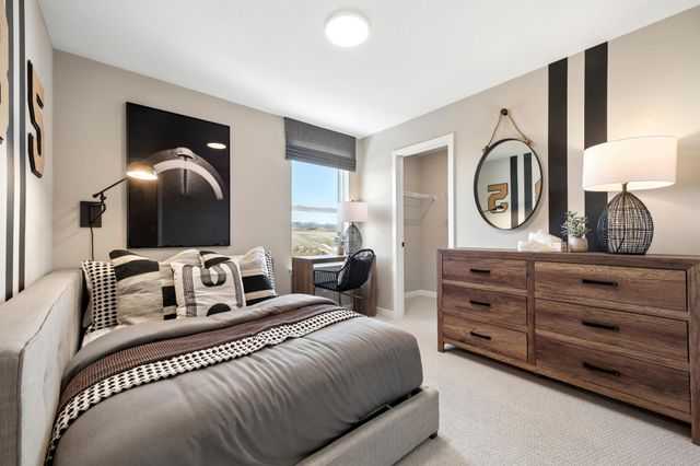 3737 Holbrook Drive, Waconia, MN 55387