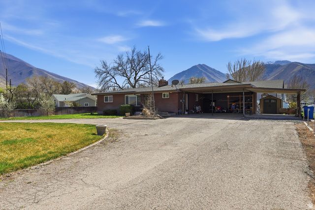2710 E CANYON RD, Spanish Fork, UT 84660