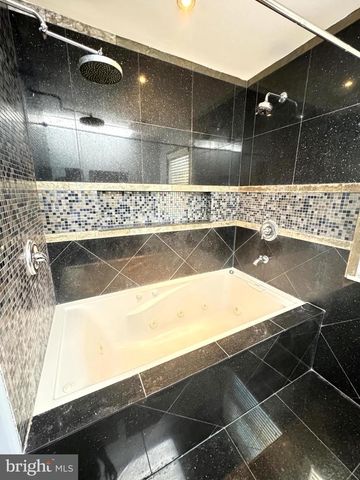 13511 APPLE BARREL CT, Herndon, VA 20171