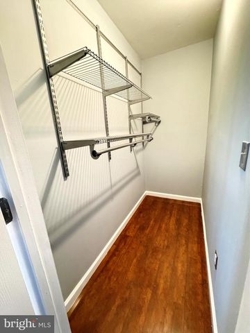 13511 APPLE BARREL CT, Herndon, VA 20171