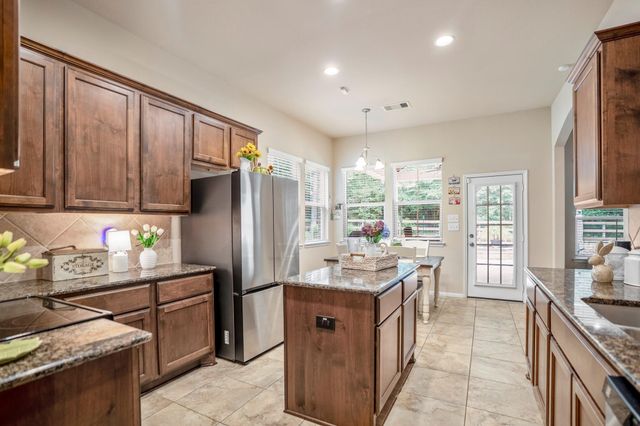 11010 Crawford Circle, Montgomery, TX 77316