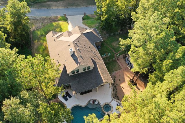 11010 Crawford Circle, Montgomery, TX 77316
