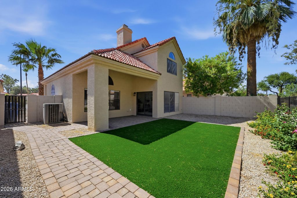 609 N GRANITE Street, Gilbert, AZ 85234 — photo 4