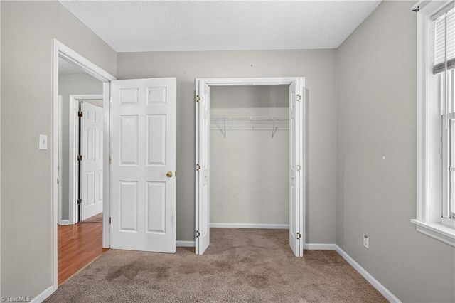 8 Hinkle Street, Thomasville, NC 27360